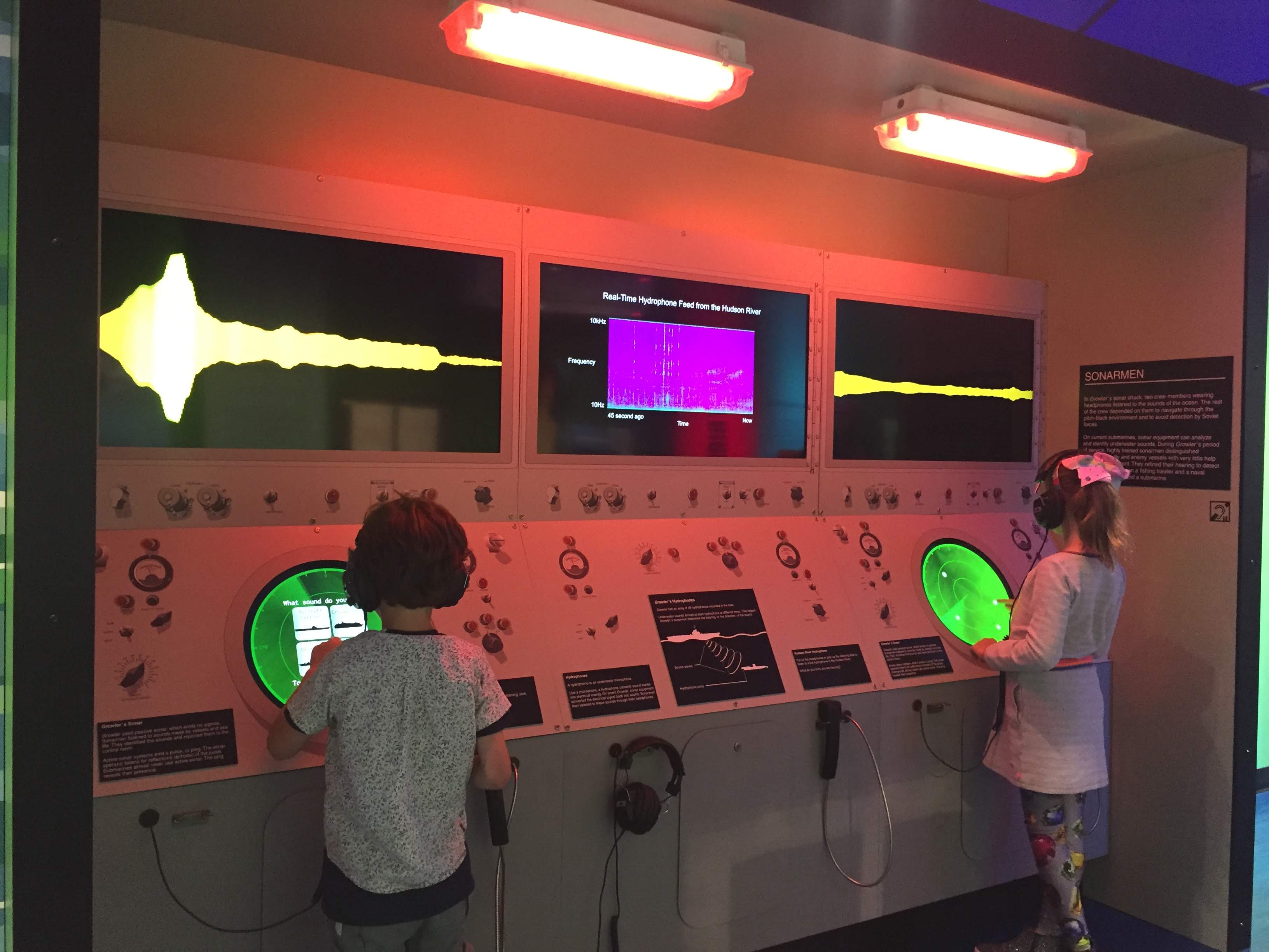 preview of how 'Intrepid Musem Growler Exhibits' looks